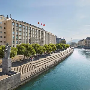 Mandarin Oriental, Otel